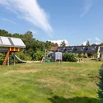 Kinderfreundliche In Idyllischer Lage By Interhome *