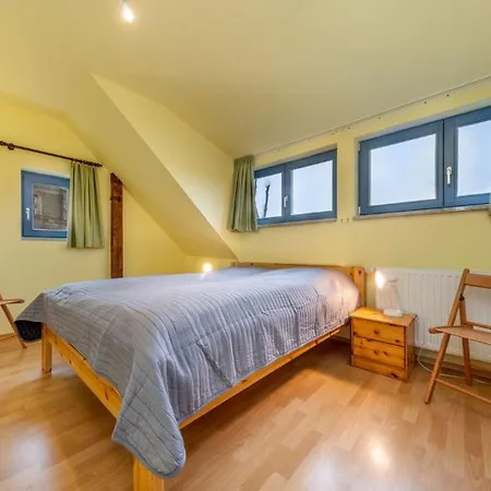 Kinderfreundliche In Idyllischer Lage By Interhome *