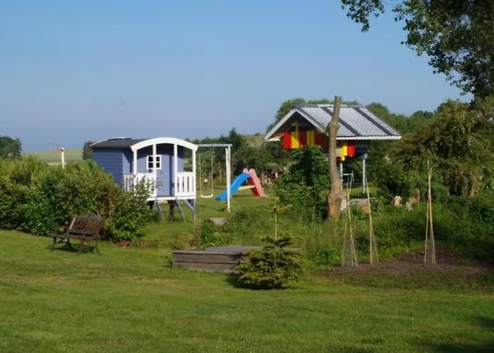 別荘 Kinderfreundliche In Idyllischer Lage By Interhome